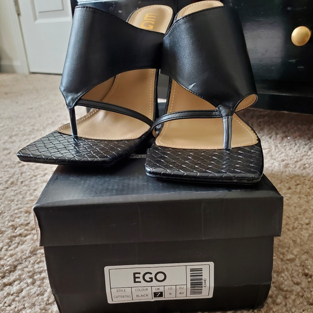 Brand New Square toe heels